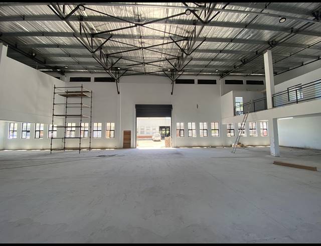 861M² WAREHOUSE TO LET IN BRIARDENE